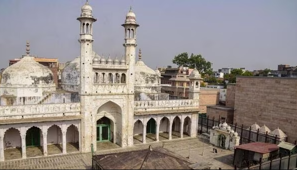 Gyanvapi Mosque - New twist in Gyanvapi Mosque case, ASI released survey report!